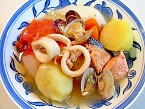 強火で手早く！魚介類のポトフ